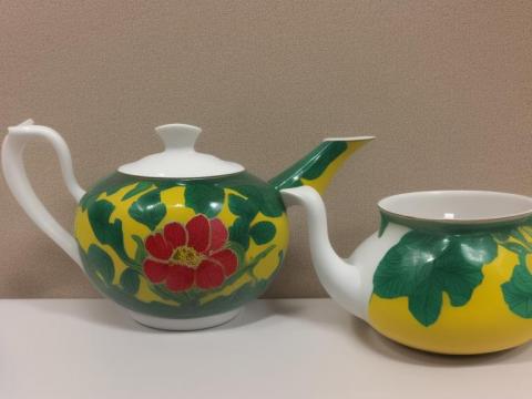 Brazil Brasília Tea pot