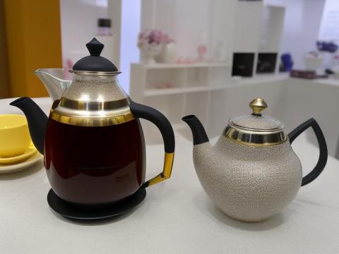 Kuwait Al Kuwayt (Kuwait City) Tea pot